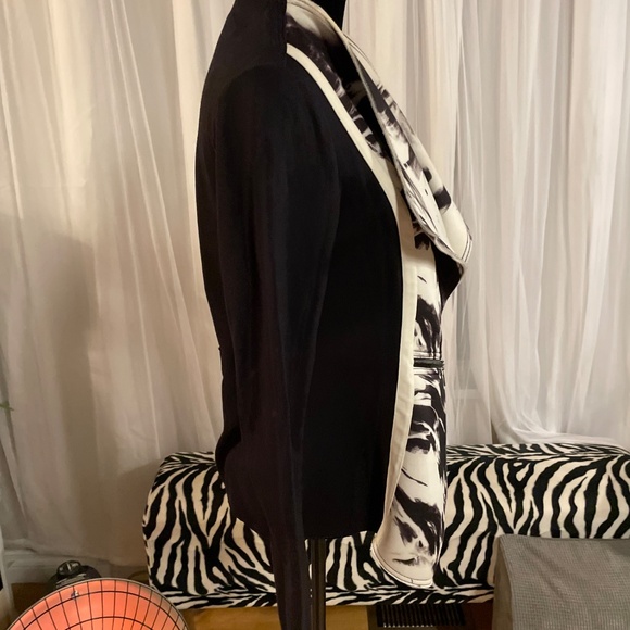 JAC Size Medium Jacket - Picture 6 of 7